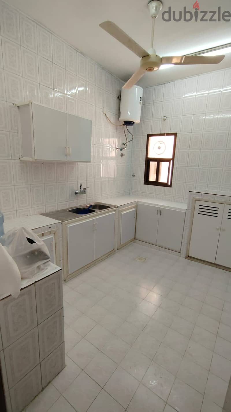 2 Bedroom Flat Near Kims Hospital and Muscat Municipality Darsait 4