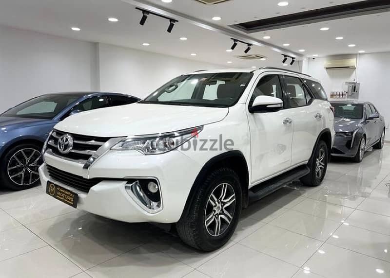 Toyota Fortuner 2017 1