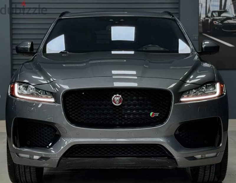 Jaguar F-PACE R-DYNAMIC S 2017 1