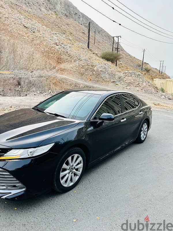 Toyota Camry 2019 3