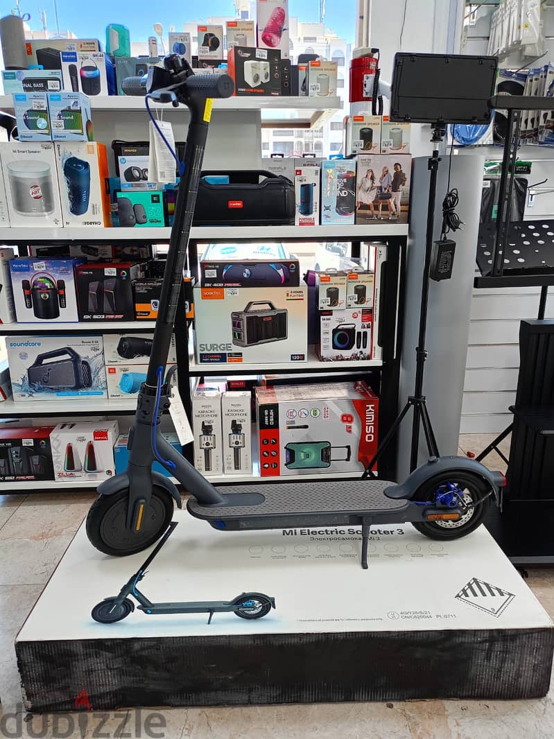 Mi Electric Scooter 3 Black 1