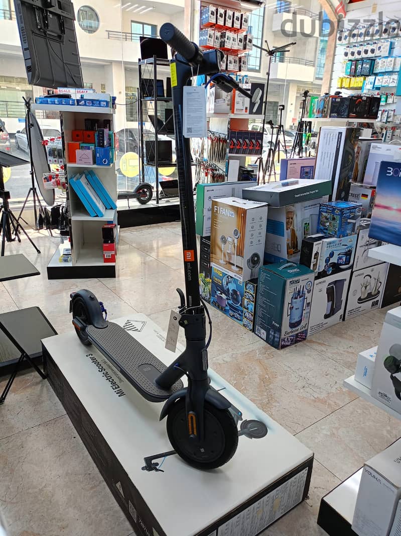 Mi Electric Scooter 3 Black 3