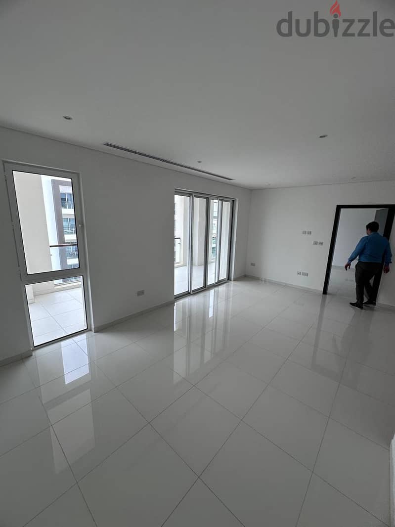 2 Bed Apartment for Rent in Al Mouj 6