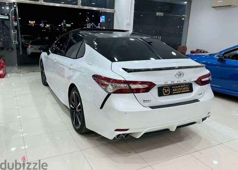 Toyota Camry 2018 3