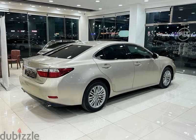 Lexus ES-350 2015 3