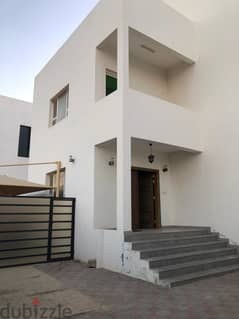 4Me5 beautiful 4 bhk villa for rent in al ansab 0