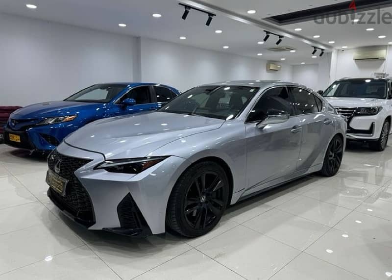 Lexus IS 300 2021 1