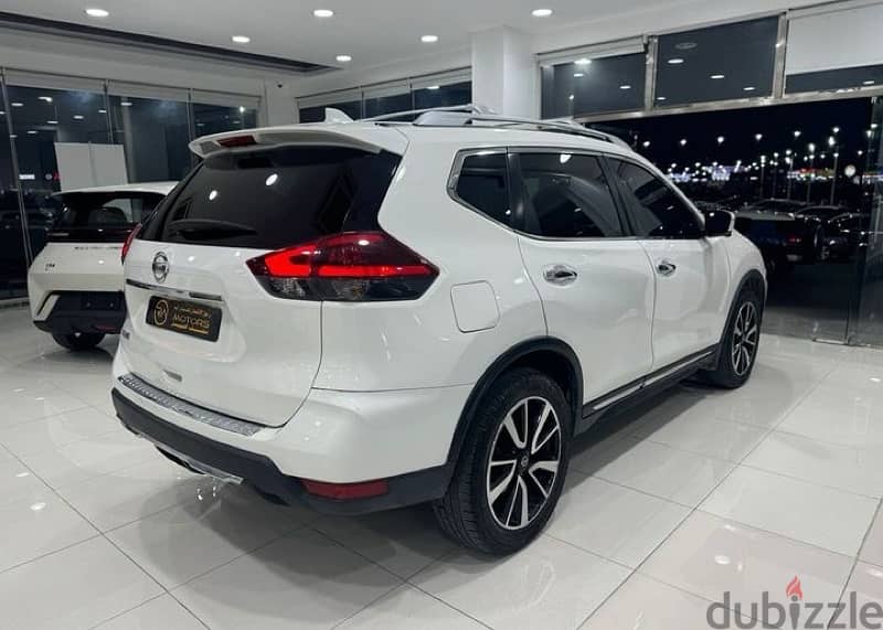 Nissan Rogue 2018 4