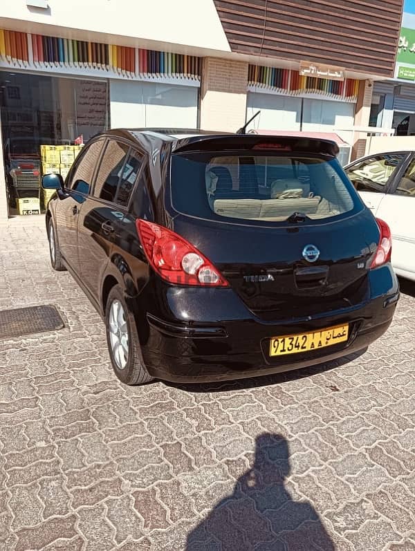 Nissan Tiida 2011 2