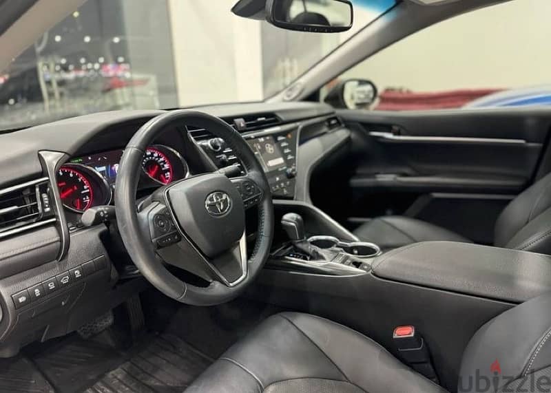 Toyota Camry 2019 7