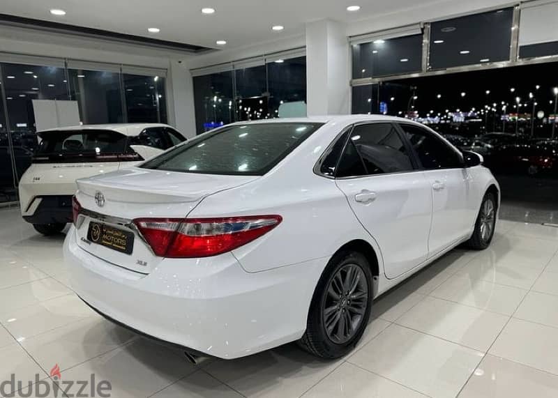 Toyota Camry 2016 1