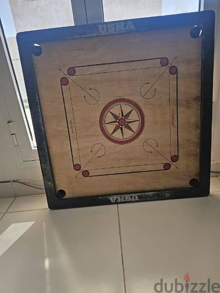 carrom board for urgent sale 0