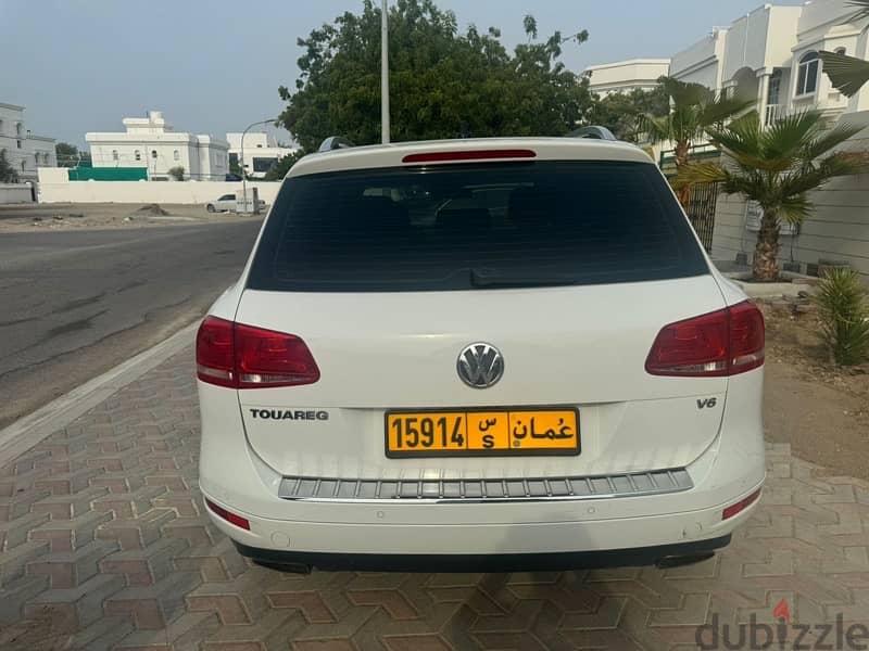 Volkswagen Touareg 2015 1