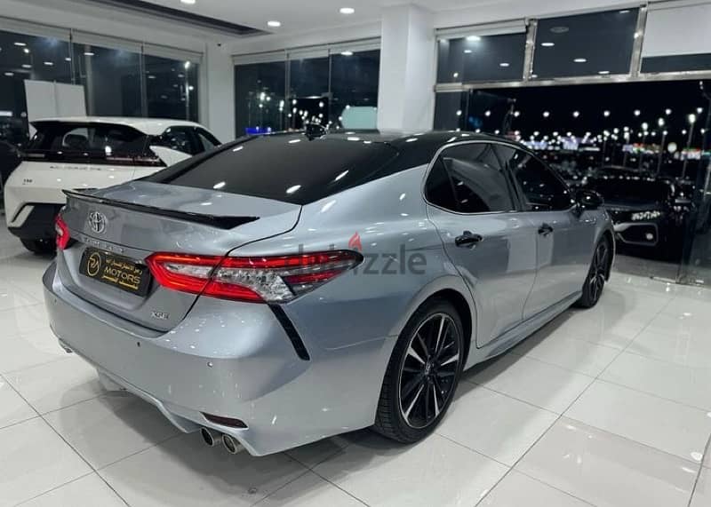 Toyota Camry 2018 5