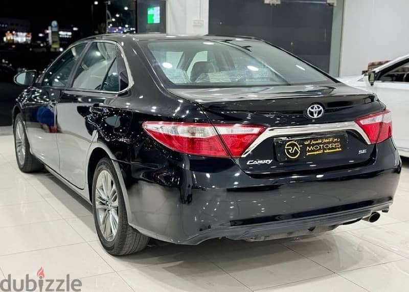 Toyota Camry 2017 4