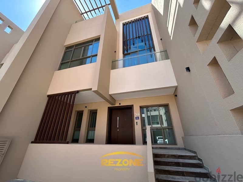 Villa for Rent 4+1 bedrooms in Rose village (Muscat hills) 1