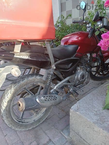 Bajaj Pulsar 180CC 2