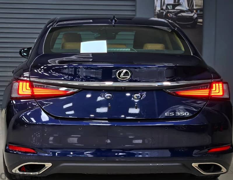 Lexus ES 350 2022 3