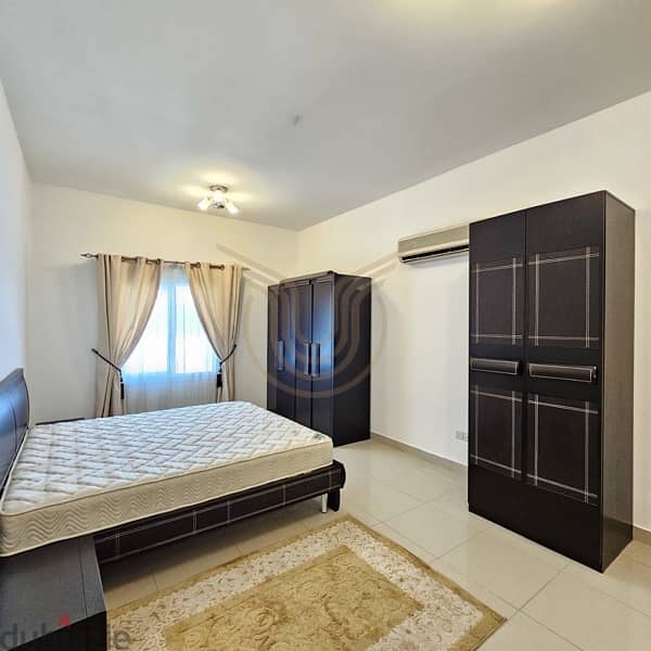 Luxurious furnished apartment for rent in shatti al qurm,price 400 OMR 2