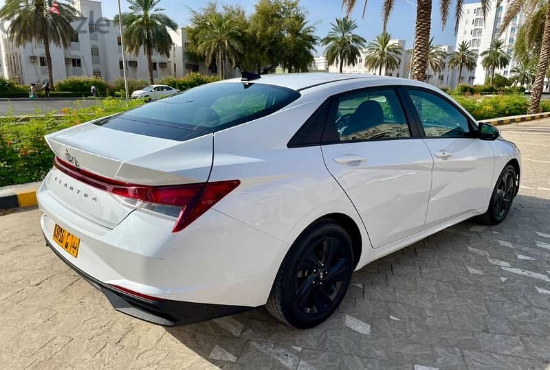 Car for rent > < Starting from 5 Riyal 7