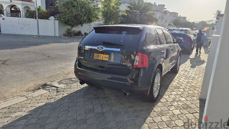 Ford Edge 2011 in excellent condition 2