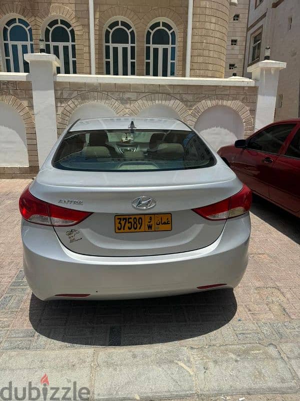 Hyundai Elantra 2012 4