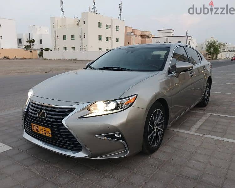 Lexus ES-Series 2017 1