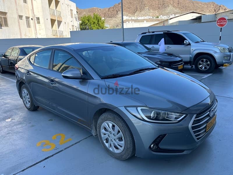 Hyundai Elantra 2018 6