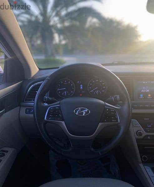 Hyundai Elantra 2017 4