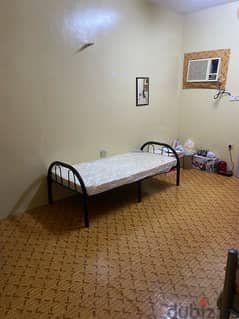 Single bed space available in seeb souq including water,electric,WiFi