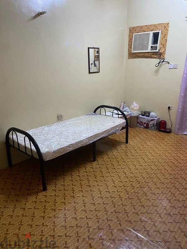 room for rent in Seeb Souq with electric water wifi 2