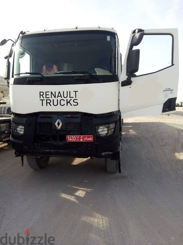 Renault 6×4 with 70 ton trailer  راس مع لوبد 0