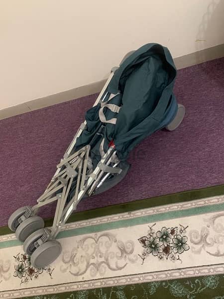 Stroller in excellent condition from Giggles 1