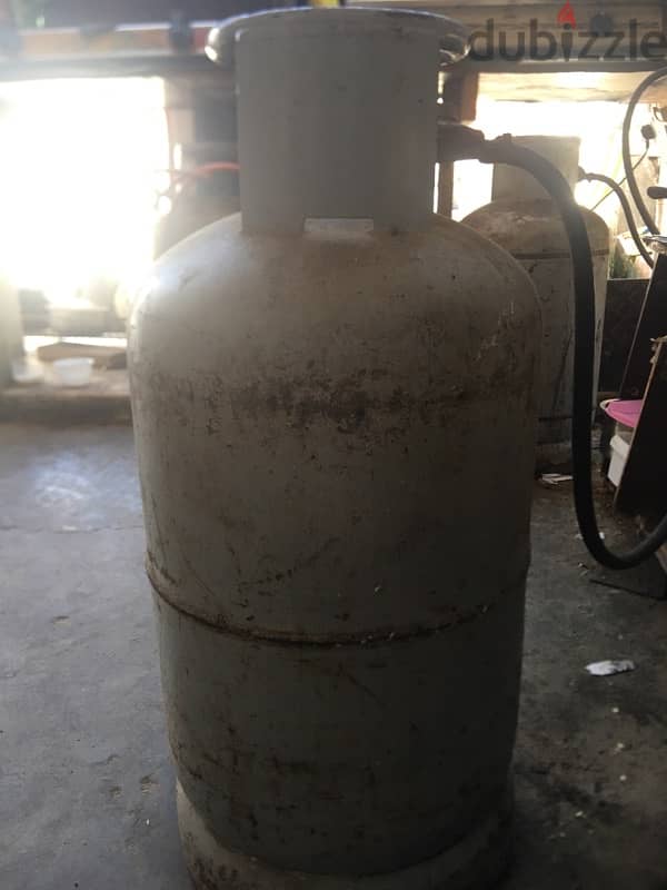 Gas cylinder 0