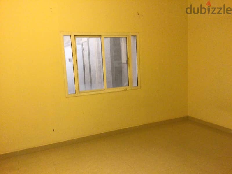 spacious 2 bhk flat near Indian school darsait with balcony 9