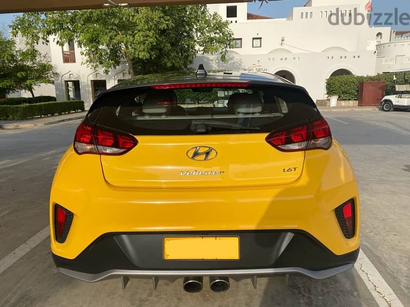 Hyundai Veloster 2019 TURBO 1.6cc top model( Oman Car) 6