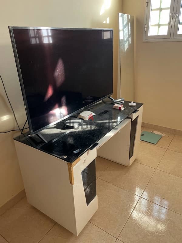 tv with table and dressing mirror for sale 0