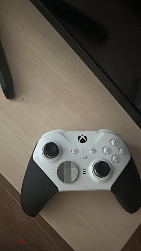 Xbox series x almost new 2