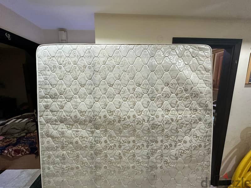 Orthopedic mattress for sale in ghala 4