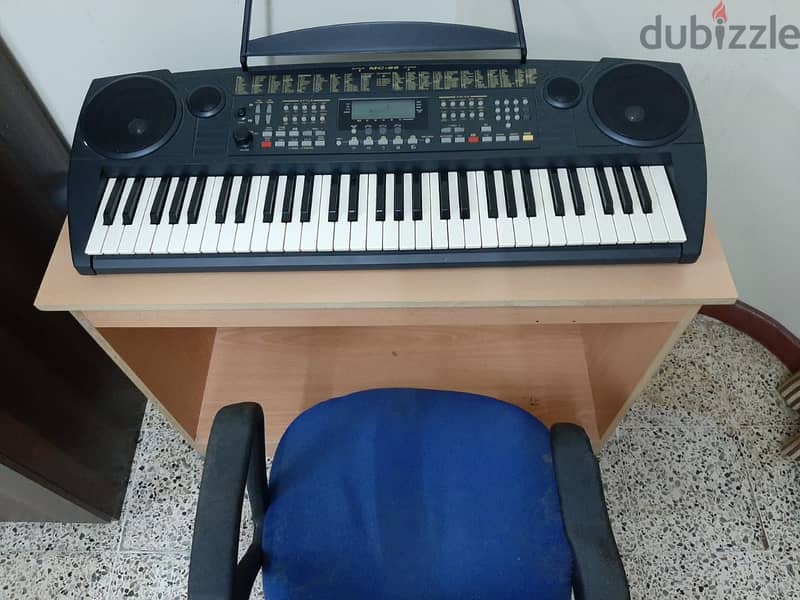 MC-66 ELECTRONIC KEYBOARD + TABLE + CHAIR 3