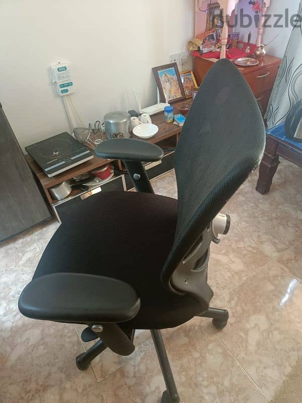 furniture urgent sale, Expatriate leaving Oman 3