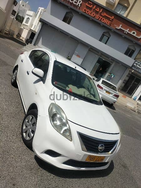 Nissan Sunny 2014 1