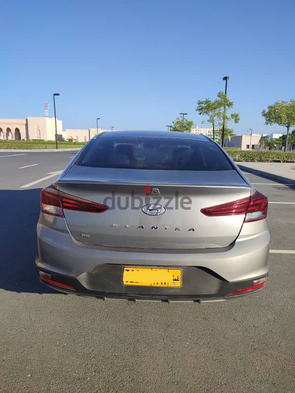 Hyundai Elantra 2020 1