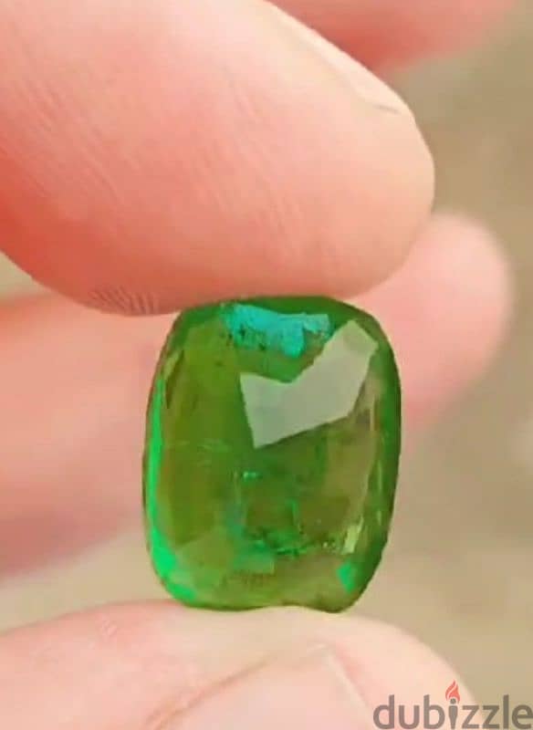 Natural Emerald of Pansher 8.22 CRT 2