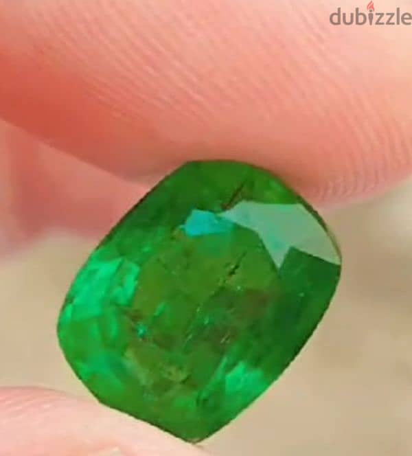 Natural Emerald of Pansher 8.22 CRT 4