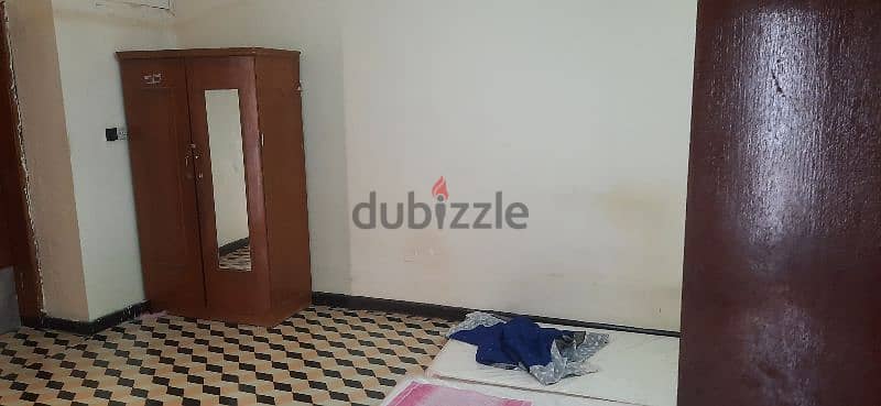 Room with Attach Bath For Rent In Al khuwair near muscat pharmacy 0