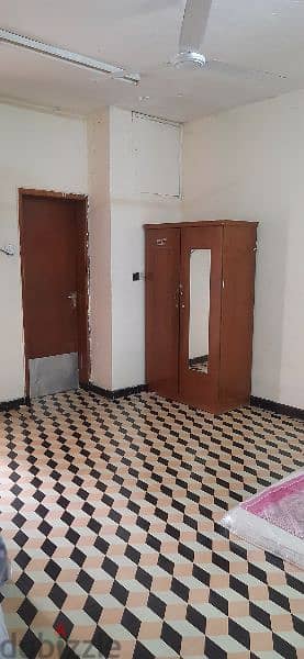 Room with Attach Bath For Rent In Al khuwair near muscat pharmacy 1