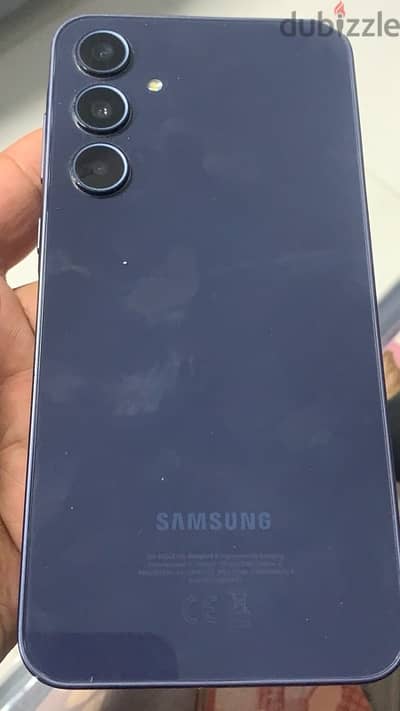 Samsung A35      8/256gb