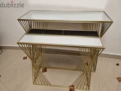 Mirror top tables