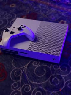 xbox one S ( 2 controllers ) 0